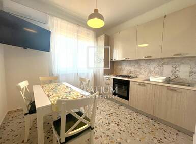 Dvosoban stan, Rijeka, Belveder, najam, 700 €, 53 m2