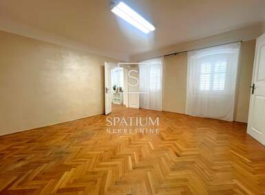 Trosoban stan, Rijeka, Centar, prodaja, 299000 €, 93 m2