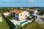Kuca, Medulin, prodaja, 470000 €, 154 m2