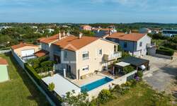 Kuca, Medulin, prodaja, 470000 €, 154 m2