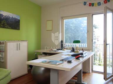 Trosoban stan, Rijeka, Krimeja, prodaja, 269000 €, 91 m2