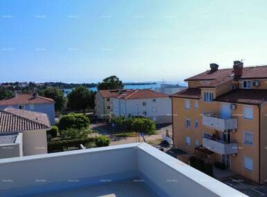 Cetvorosoban stan, Umag, prodaja, 450000 €, 220 m2
