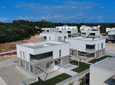 Jednosoban stan, Umag, prodaja, 250000 €, 108 m2