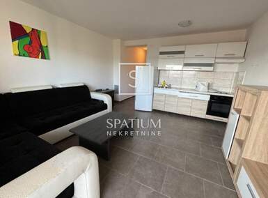 Trosoban stan, Crikvenica, najam, 400 €, 65 m2