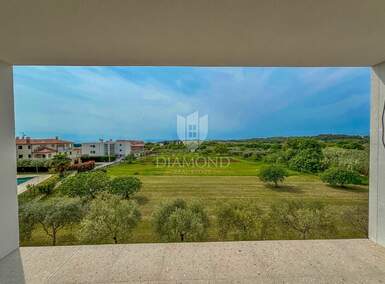 Dvosoban stan, Novigrad, prodaja, 439000 €, 123 m2