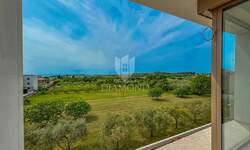 Dvosoban stan, Novigrad, prodaja, 429000 €, 111 m2