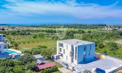 Trosoban stan, Novigrad, prodaja, 559000 €, 156 m2