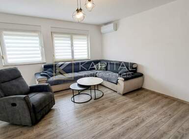 Trosoban stan, Rijeka, Škurinje, prodaja, 260000 €, 68 m2