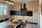 Trosoban stan, Rijeka, Škurinje, najam, 1300 €, 75 m2