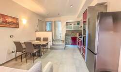 Dvosoban stan, Umag, prodaja, 220000 €, 48 m2