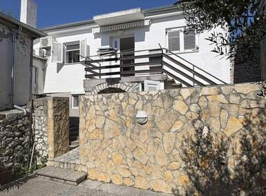 Kuca, Novi Vinodolski, prodaja, 299000 €, 100 m2