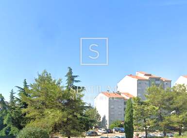 Trosoban stan, Rijeka, Krnjevo, najam, 800 €, 85 m2