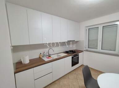 Dvosoban stan, Rijeka, Donja Vežica, najam, 700 €, 48 m2