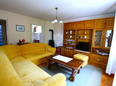 Dvosoban stan, Rovinj, prodaja, 399000 €, 67 m2