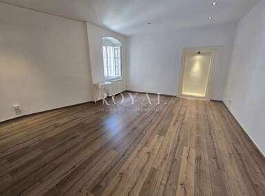 Cetvorosoban stan, Rijeka, Centar, najam, 2000 €, 115 m2