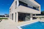 Kuca, Banjole, prodaja, 750000 €, 250 m2