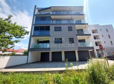 Trosoban stan, Slavonski Brod, Centar, prodaja, 269000 €, 95 m2