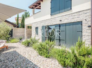 Kuca, Opatija, Ičići, prodaja, 1000000 €, 220 m2