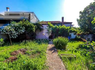 Kuca, Rovinj, prodaja, 1250000 €, 250 m2