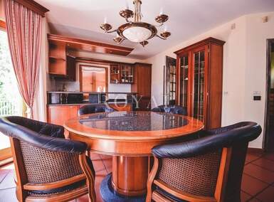 Cetvorosoban stan, Rijeka, Trsat, najam, 980 €, 80 m2