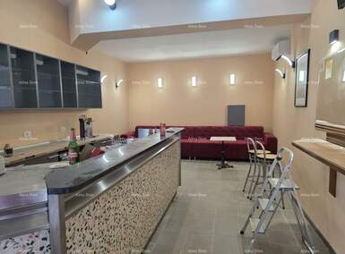 Poslovni prostor, Pula, prodaja, 230000 €, 60 m2