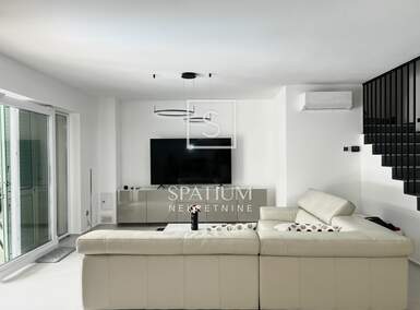 Kuca, Poreč, prodaja, 726000 €, 175 m2