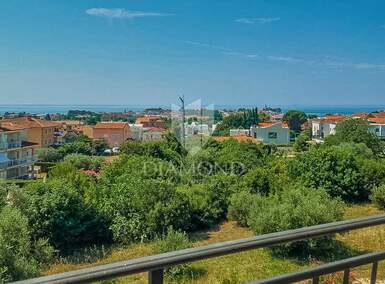 Dvosoban stan, Novigrad, prodaja, 280000 €, 60 m2
