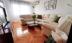 Trosoban stan, Rijeka, Srdoči, najam, 850 €, 70 m2