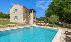 Kuca, Sveti Lovreč, prodaja, 590000 €, 110 m2