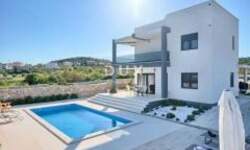 Kuca, Vodice, prodaja, 890000 €, 290 m2