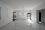 Trosoban stan, Poreč, prodaja, 285000 €, 80 m2