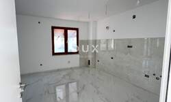 Trosoban stan, Poreč, prodaja, 285000 €, 81 m2