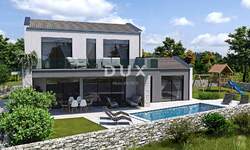 Kuca, Tinjan, prodaja, 749000 €, 131 m2