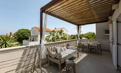 Trosoban stan, Mali Lošinj, Nerezine, prodaja, 385000 €, 82 m2