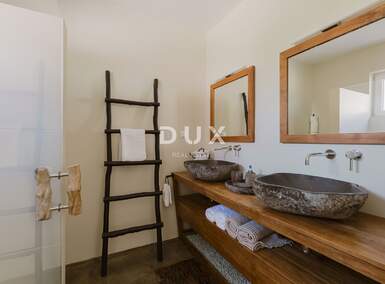 Dvosoban stan, Mali Lošinj, Nerezine, prodaja, 245000 €, 46 m2