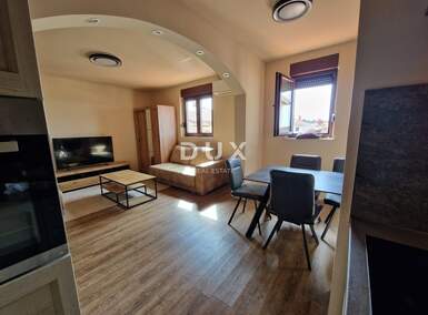 Trosoban stan, Rovinj, prodaja, 311800 €, 65 m2