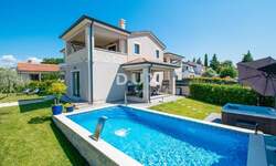 Kuca, Poreč, prodaja, 580000 €, 160 m2