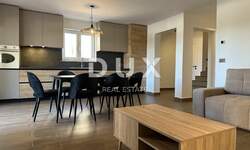 Trosoban stan, Umag, Križine, prodaja, 350000 €, 85 m2