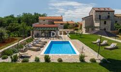 Kuca, Umag, prodaja, 1180000 €, 260 m2