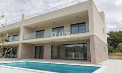 Kuca, Pakoštane, Drage, prodaja, 1100000 €, 246 m2