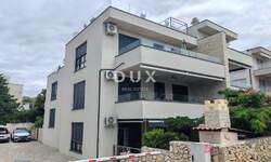Cetvorosoban stan, Kolan, Mandre, prodaja, 350000 €, 80 m2