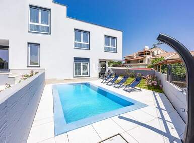 Kuca, Medulin, Premantura, prodaja, 600000 €, 125 m2