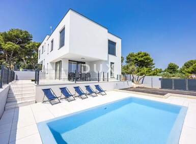 Kuca, Medulin, Premantura, prodaja, 600000 €, 125 m2