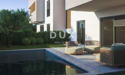 Cetvorosoban stan, Vodice, prodaja, 350000 €, 147 m2