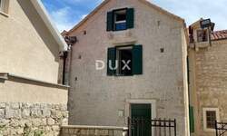 Kuca, Kaštela, Kaštel Štafilić, prodaja, 248000 €, 60 m2