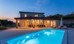 Kuca, Krk, prodaja, 975000 €, 178 m2