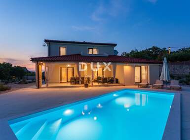 Kuca, Krk, prodaja, 975000 €, 178 m2