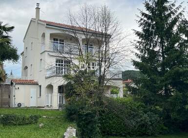 Kuca, Matulji, prodaja, 785000 €, 367 m2