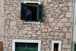 Zaton, Šibenik, kamena kuća za adaptaciju, prvi red do mora, 37 m²