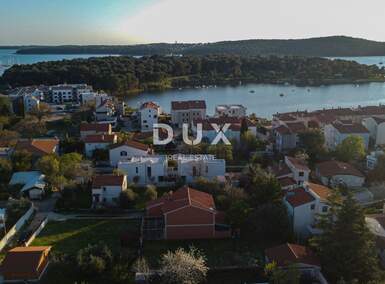 Kuca, Medulin, prodaja, 780000 €, 184 m2